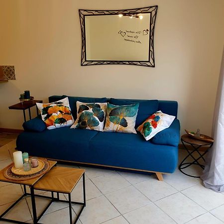 Location De Vacances T2 Non Loin D'Aix Et Marseille Pourrieres Luaran gambar