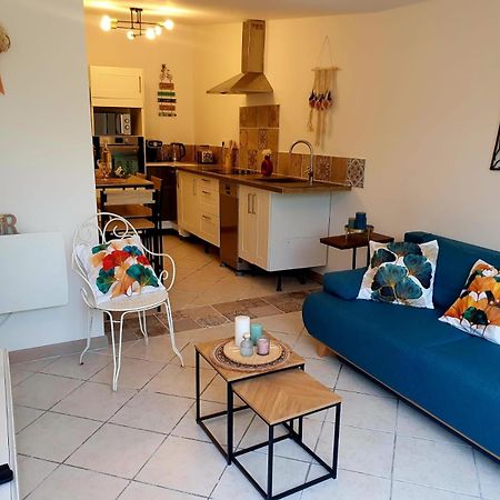 Location De Vacances T2 Non Loin D'Aix Et Marseille Pourrieres Luaran gambar